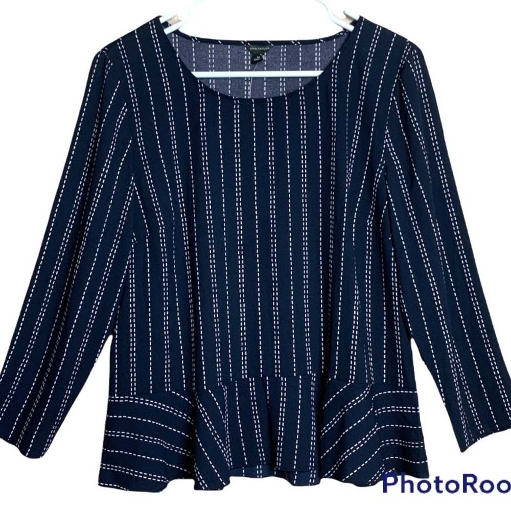 Ann Taylor navy and white peplum blouse size medium NWT
